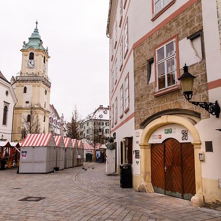 Apartment Lea - Old Town Pressburg Exterior foto